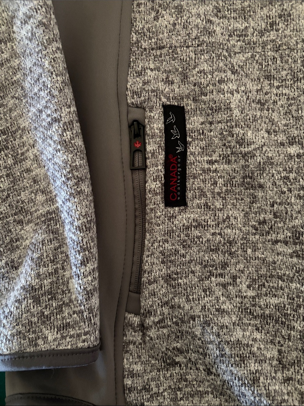 ✨ BRAND NEW WITH TAGS ✨
Canada Weather Gear Knit Fleece Full-Zip Hybrid Jacket. - Picture 4 of 7